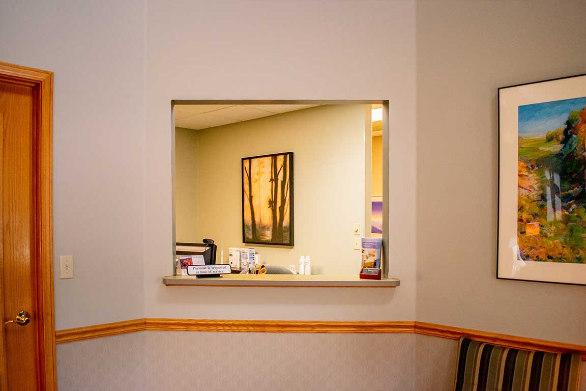 Dr. Foote Dental Dental Implants, Invisalign, Teeth Whitening